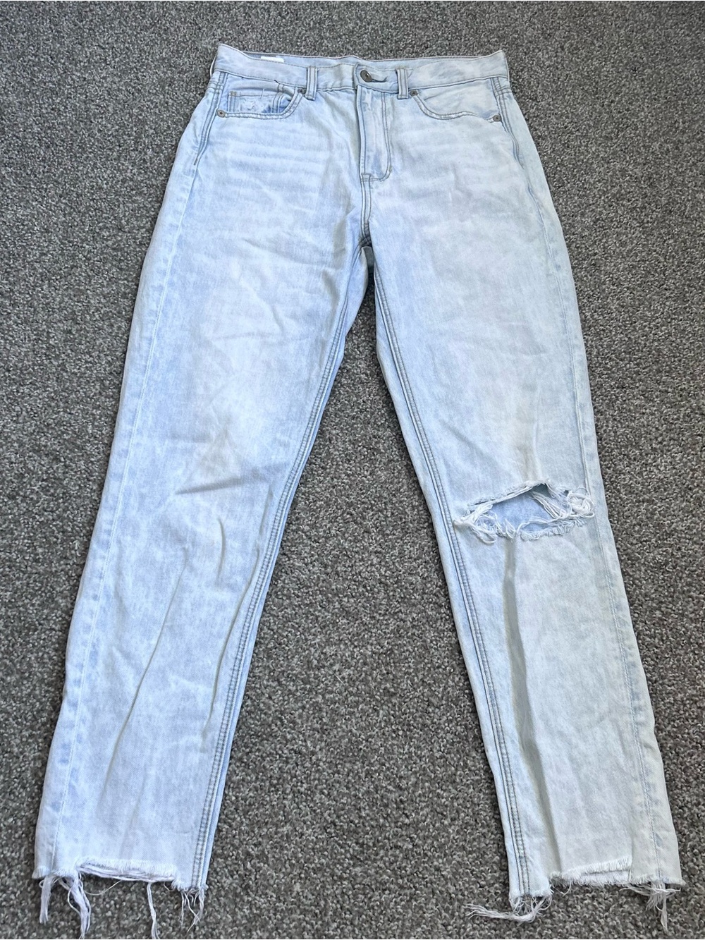 American Eagle Mom Jeans